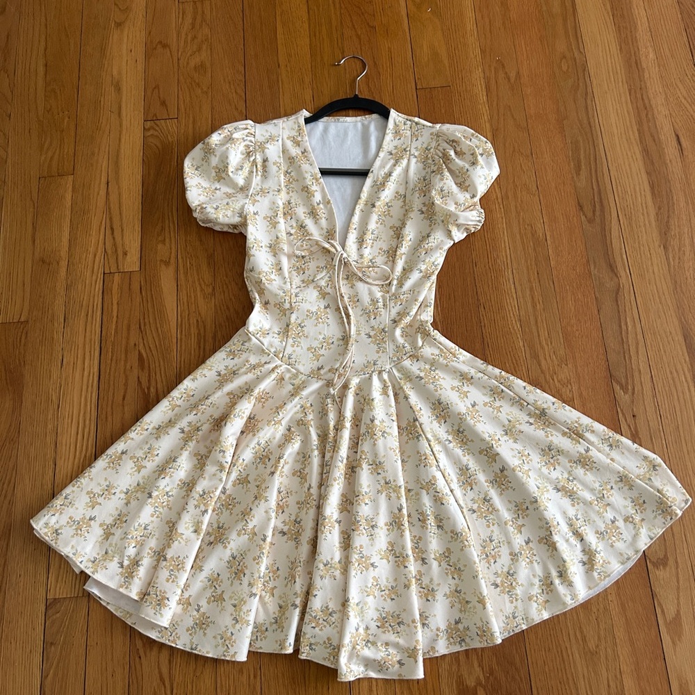 Floral Puff Sleeve Dress
